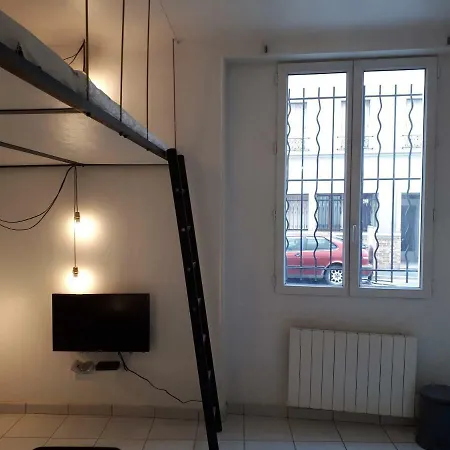 Enjoyable 20m² Montreuil 5 Minutes Paris *